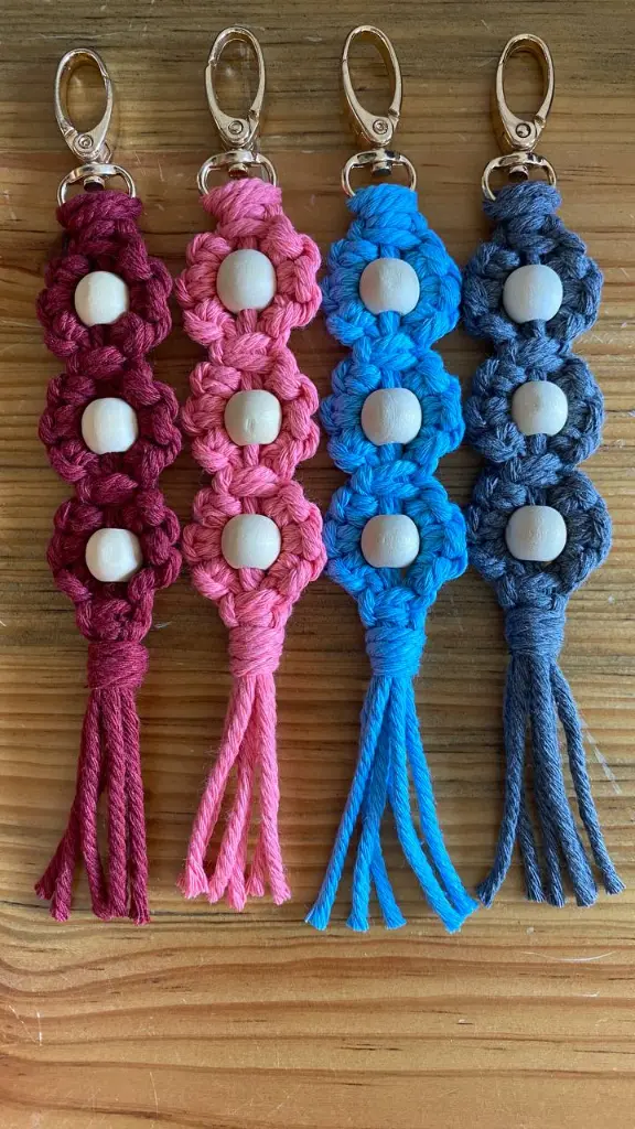 Ceren llavero de macramé7.webp