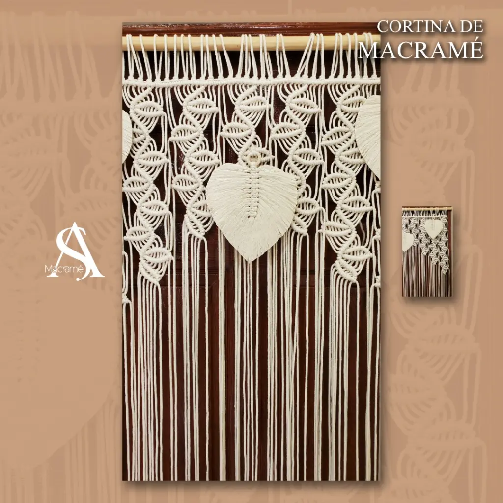 🧵 Cortina de marcramé 🚪Esta hermosa cortina es un buen separador en la puerta que desees. #macrameplanthangers #macrameplanthanger #macramejewelry #macrameinspiration #macramebrasil #modernm (2).webp