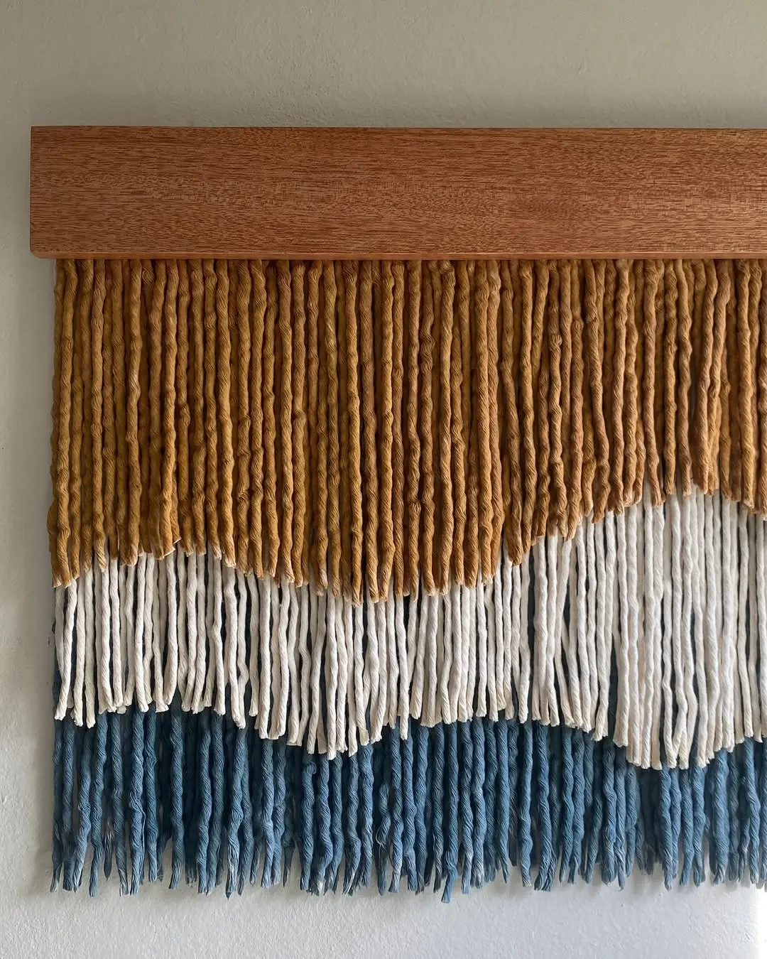 ✨Disponible para entrega inmediata✨😮_💨🤌🏻 Elegancia y naturalidad a la vez. Esta pieza destaca cualquier espacio y lo llena de calidez. Escríbenos al DM para pedir el tuyo (1).webp