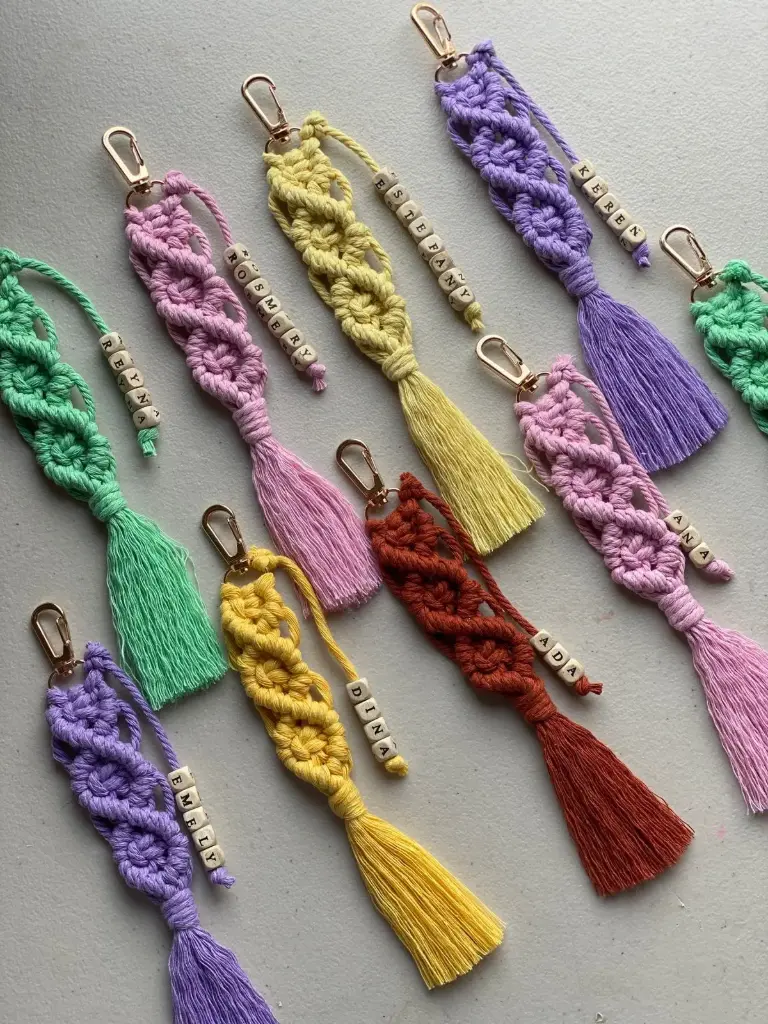 «Diamante» | Llavero de macramé (Sin nombre)