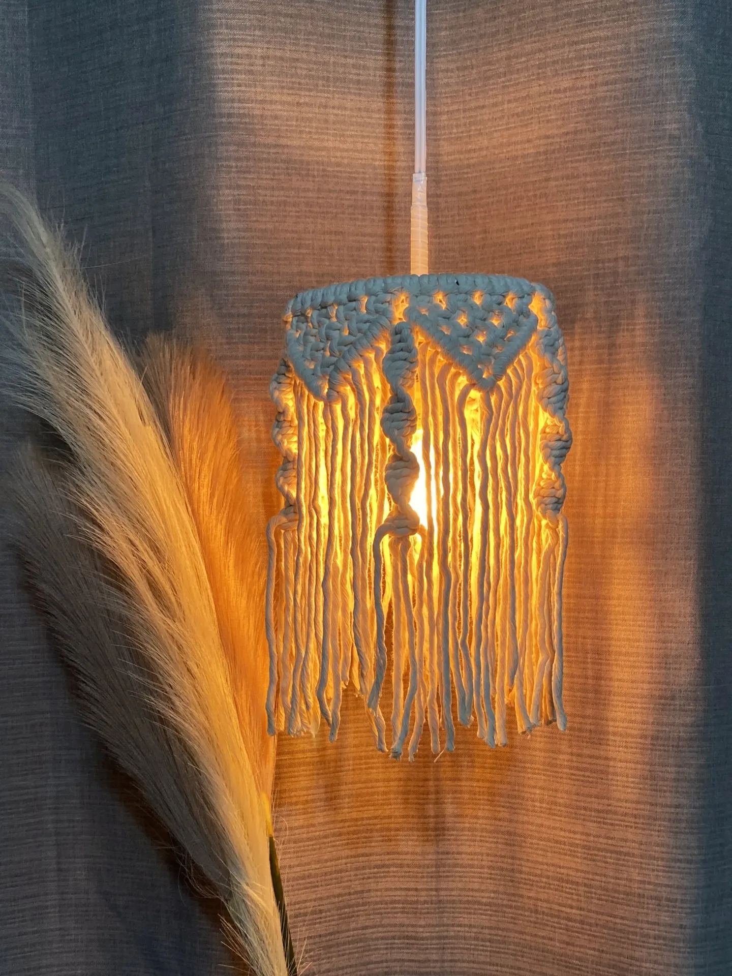 «Luma» | Lámpara de macramé