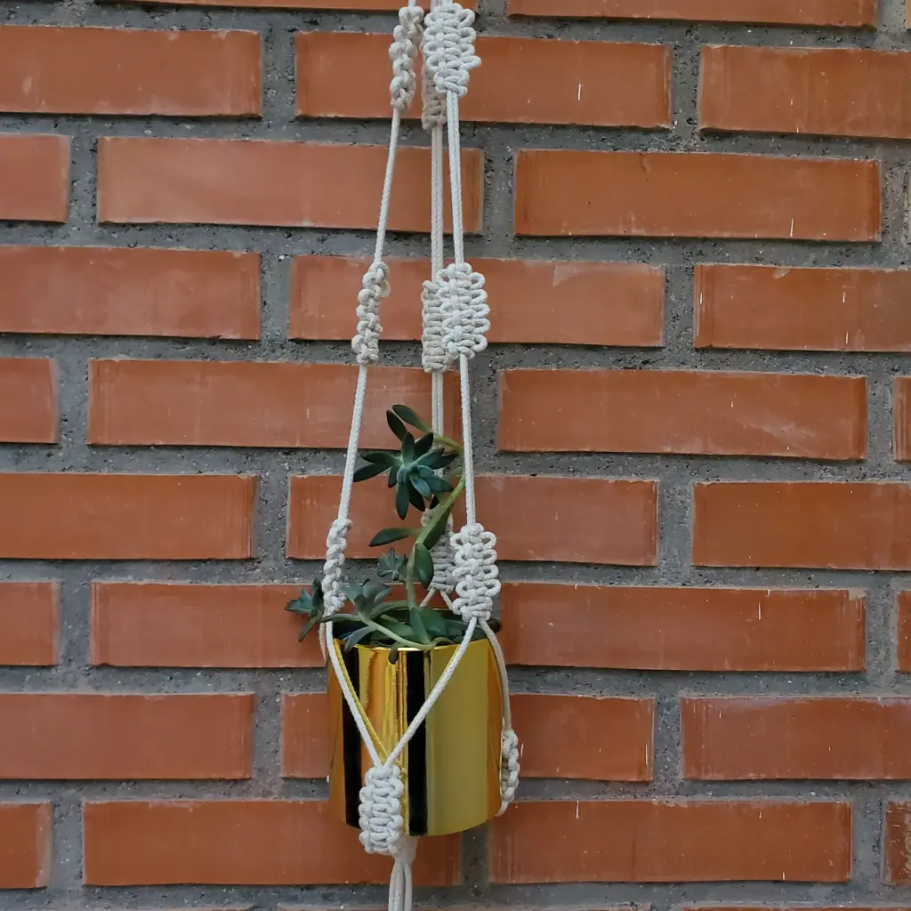 «Muscari» | Portamacetera de macramé