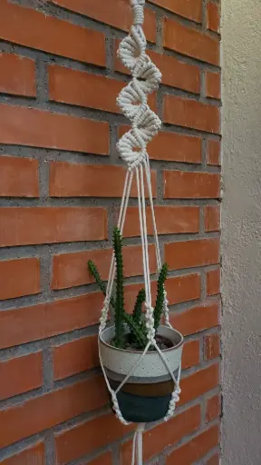 «Azucena» | Portamacetera de macramé